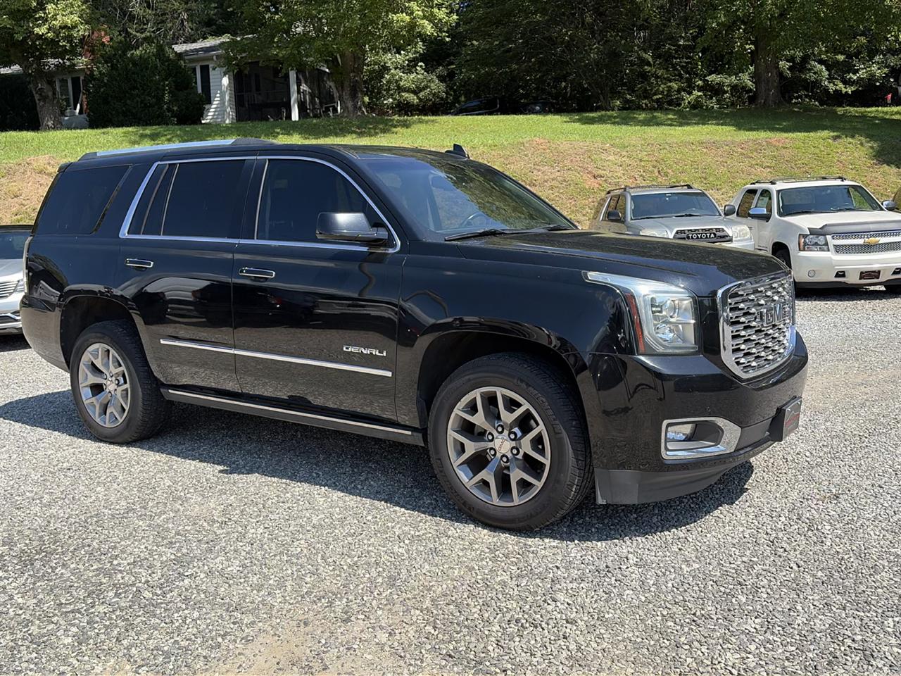 GMC Yukon 2WD 4dr Denali 2018
