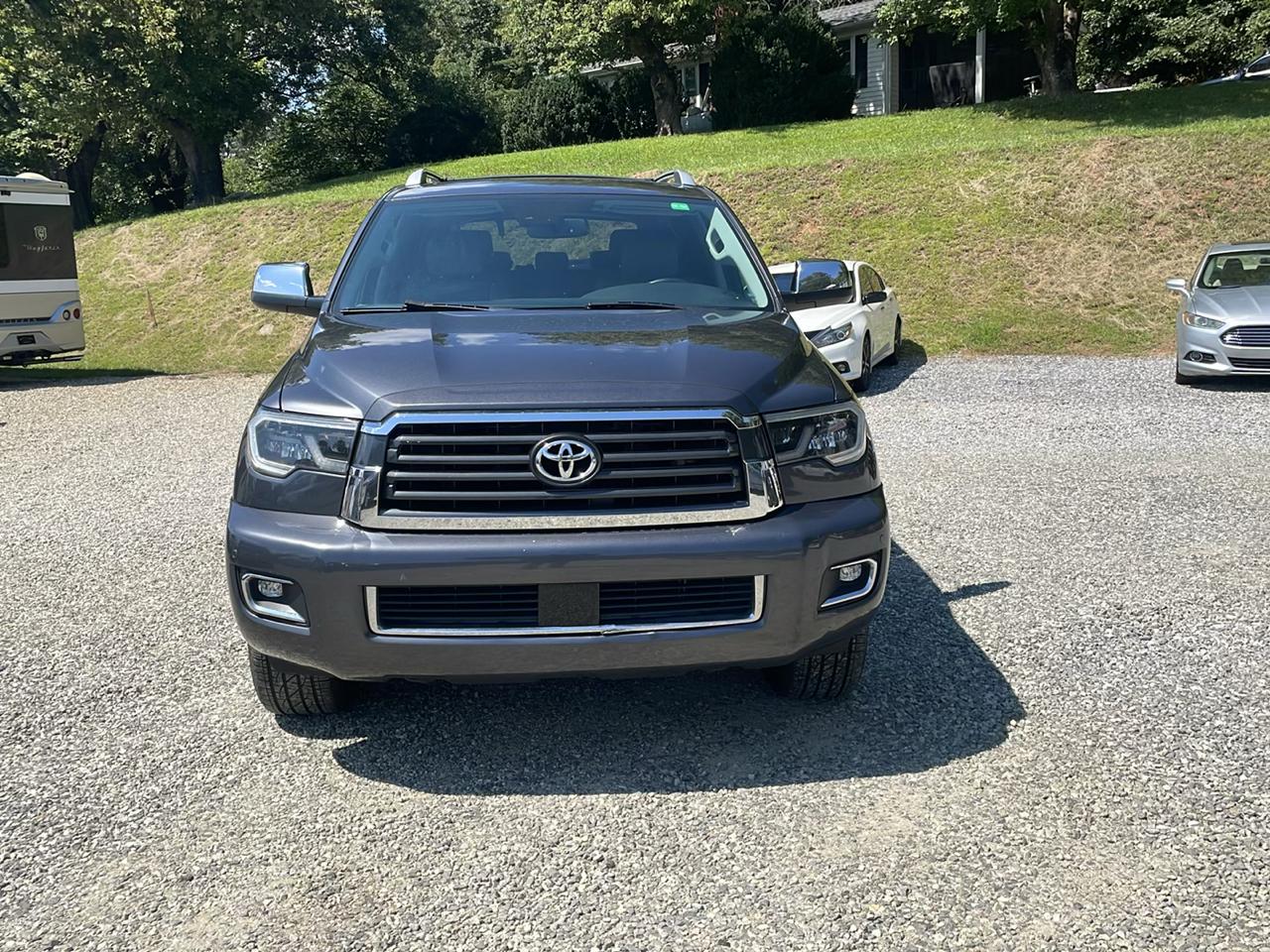 Toyota Sequoia Limited 4WD (Natl) 2019