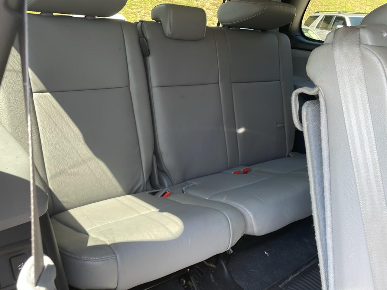 Toyota Sequoia Limited 4WD (Natl) 2019