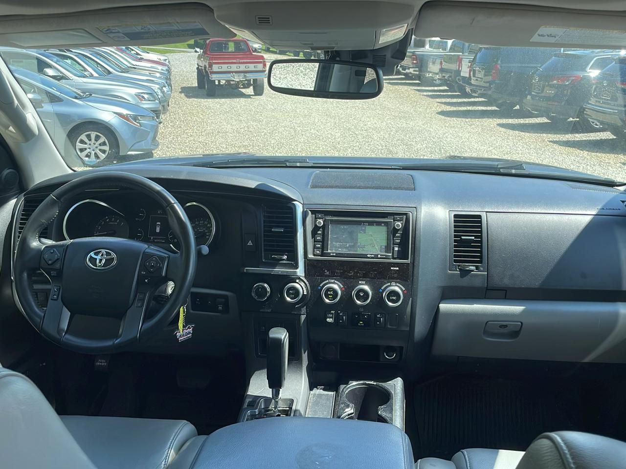 Toyota Sequoia Limited 4WD (Natl) 2019
