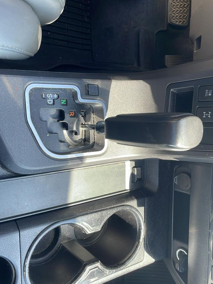 Toyota Sequoia Limited 4WD (Natl) 2019
