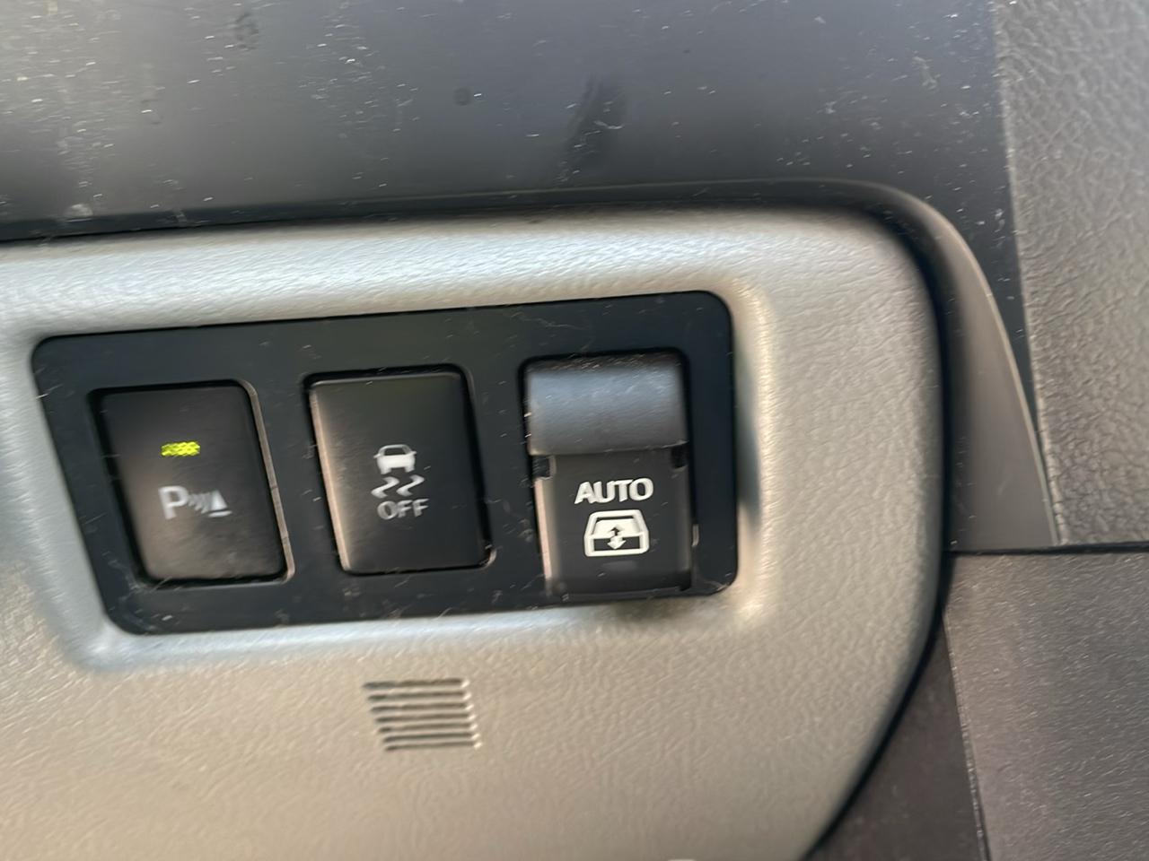 Toyota Sequoia Limited 4WD (Natl) 2019