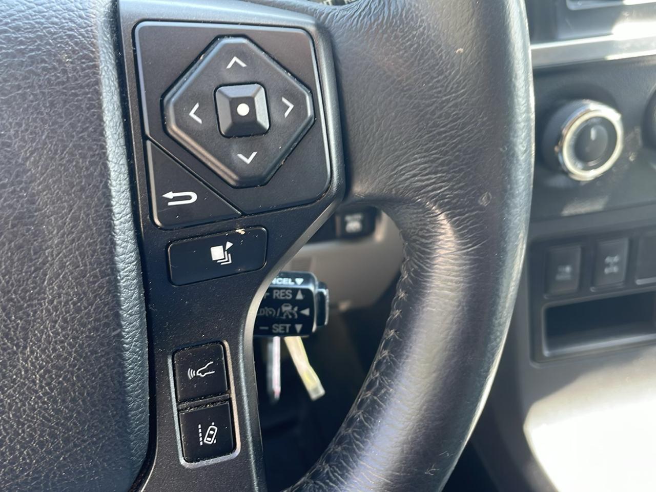 Toyota Sequoia Limited 4WD (Natl) 2019