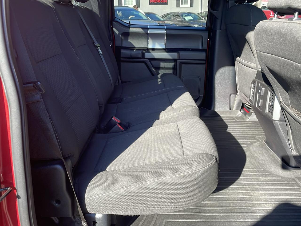 Ford F-150 4WD SuperCrew 145" XLT 2015