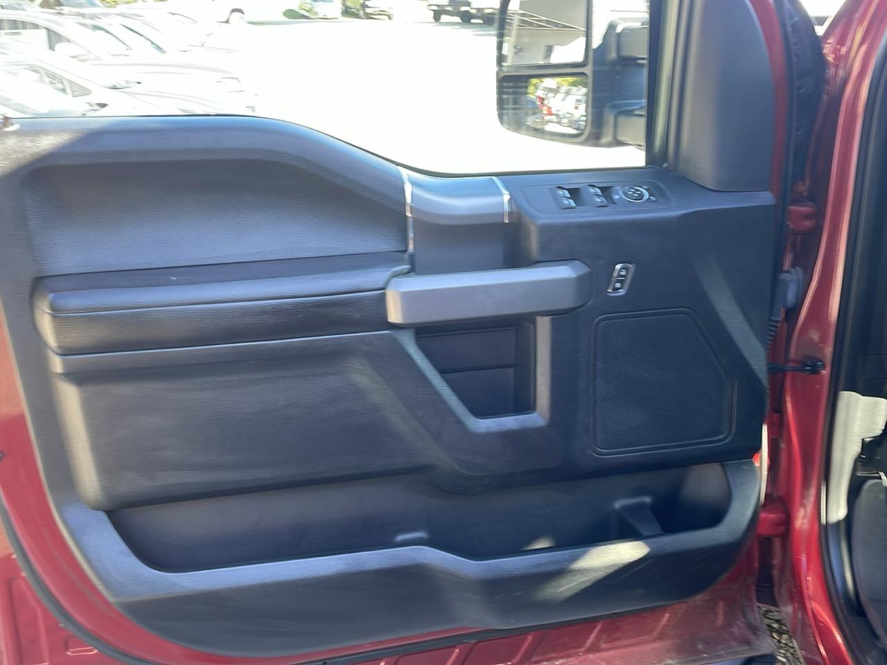 Ford F-150 4WD SuperCrew 145" XLT 2015