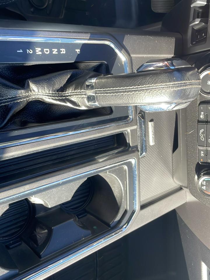Ford F-150 4WD SuperCrew 145" XLT 2015