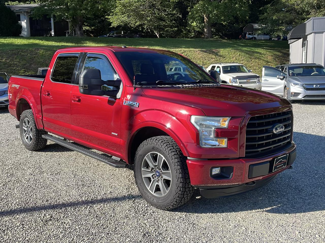 Ford F-150 4WD SuperCrew 145" XLT 2015