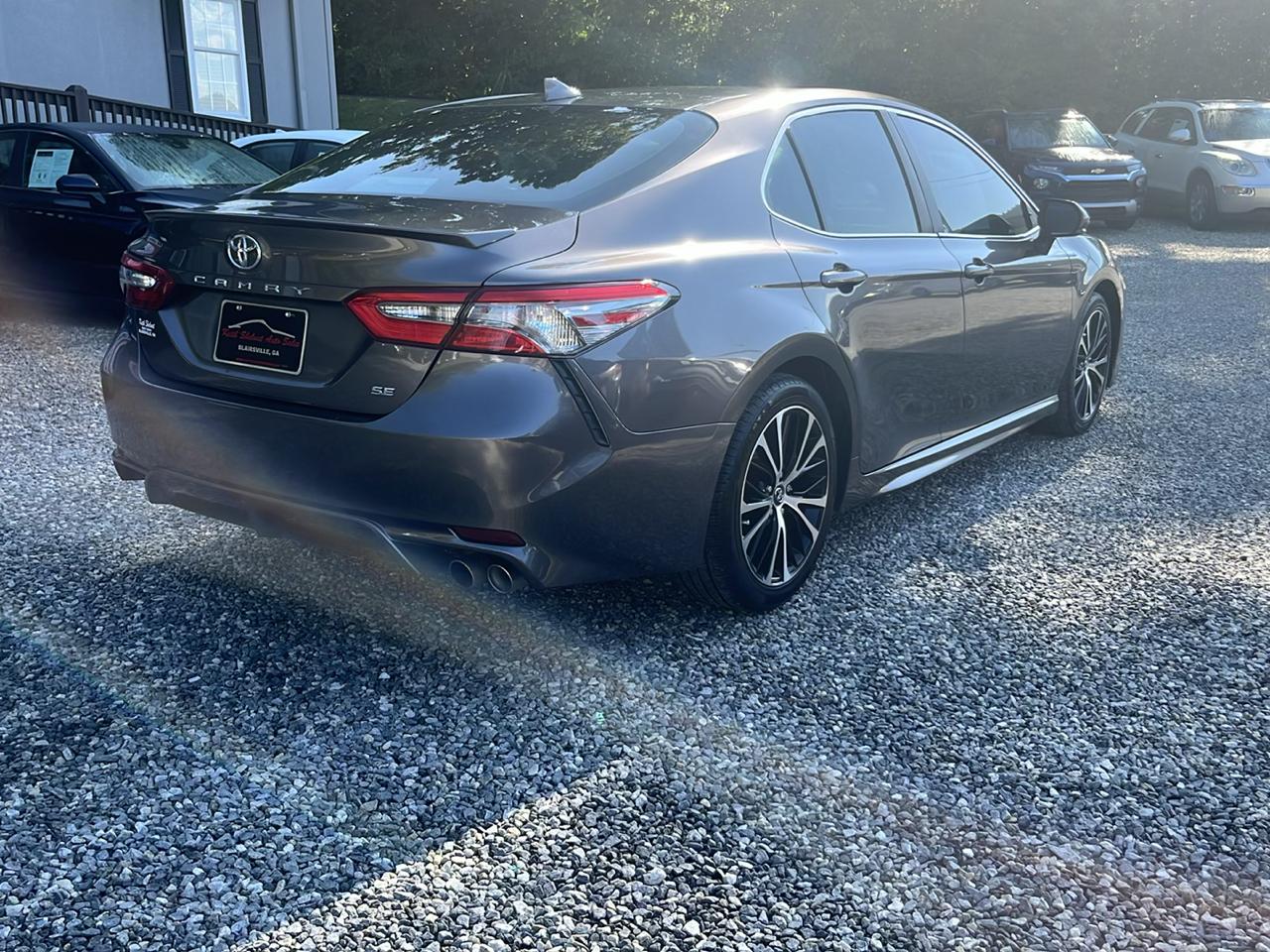 Toyota Camry photo 8
