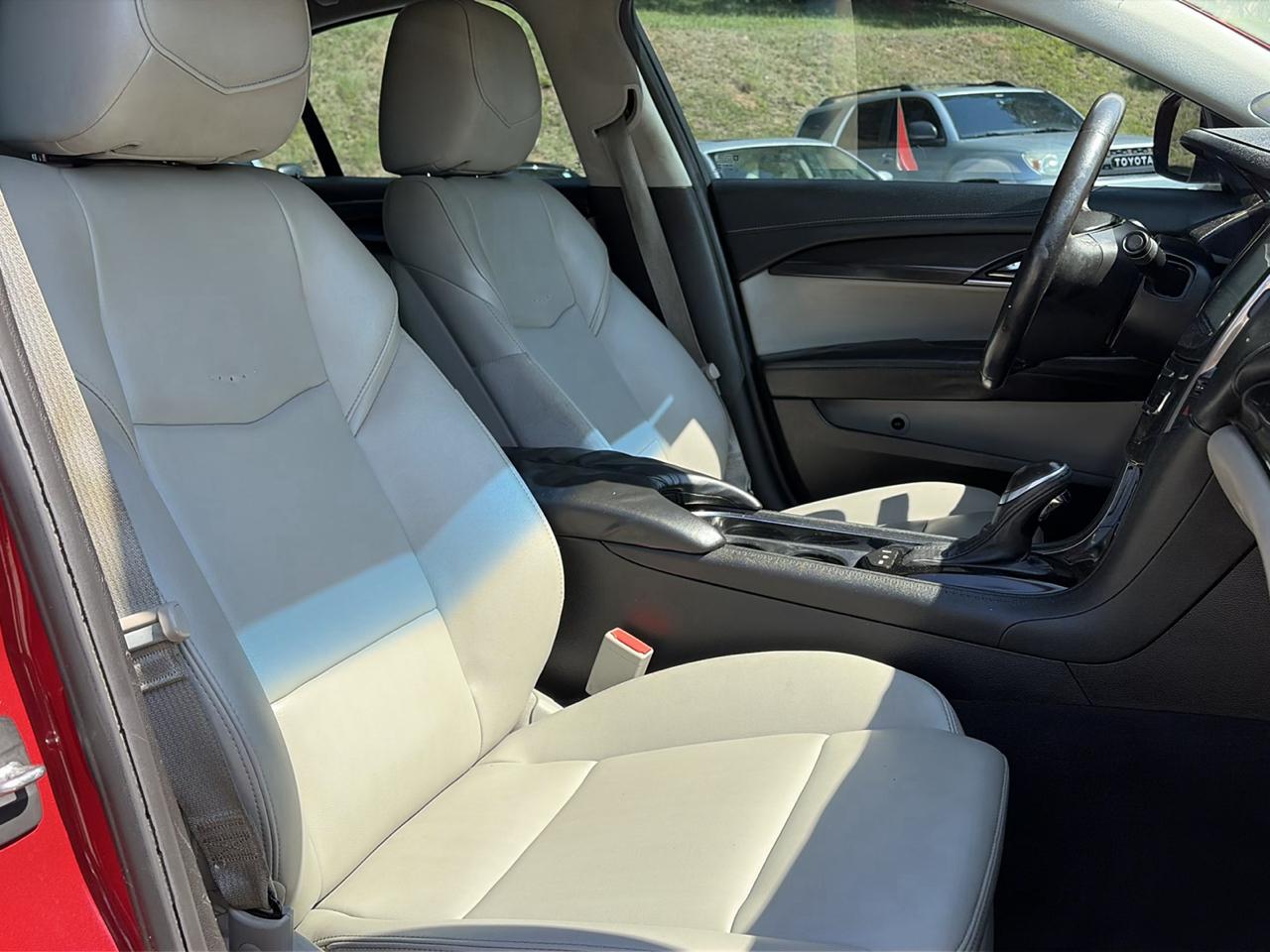 Cadillac ATS photo 9