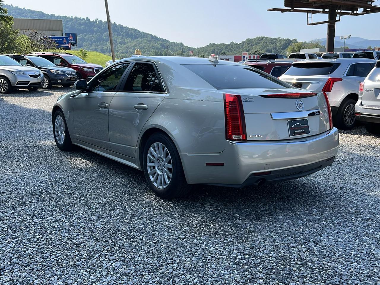 Cadillac CTS Sedan 4dr Sdn 3.0L Luxury RWD 2013