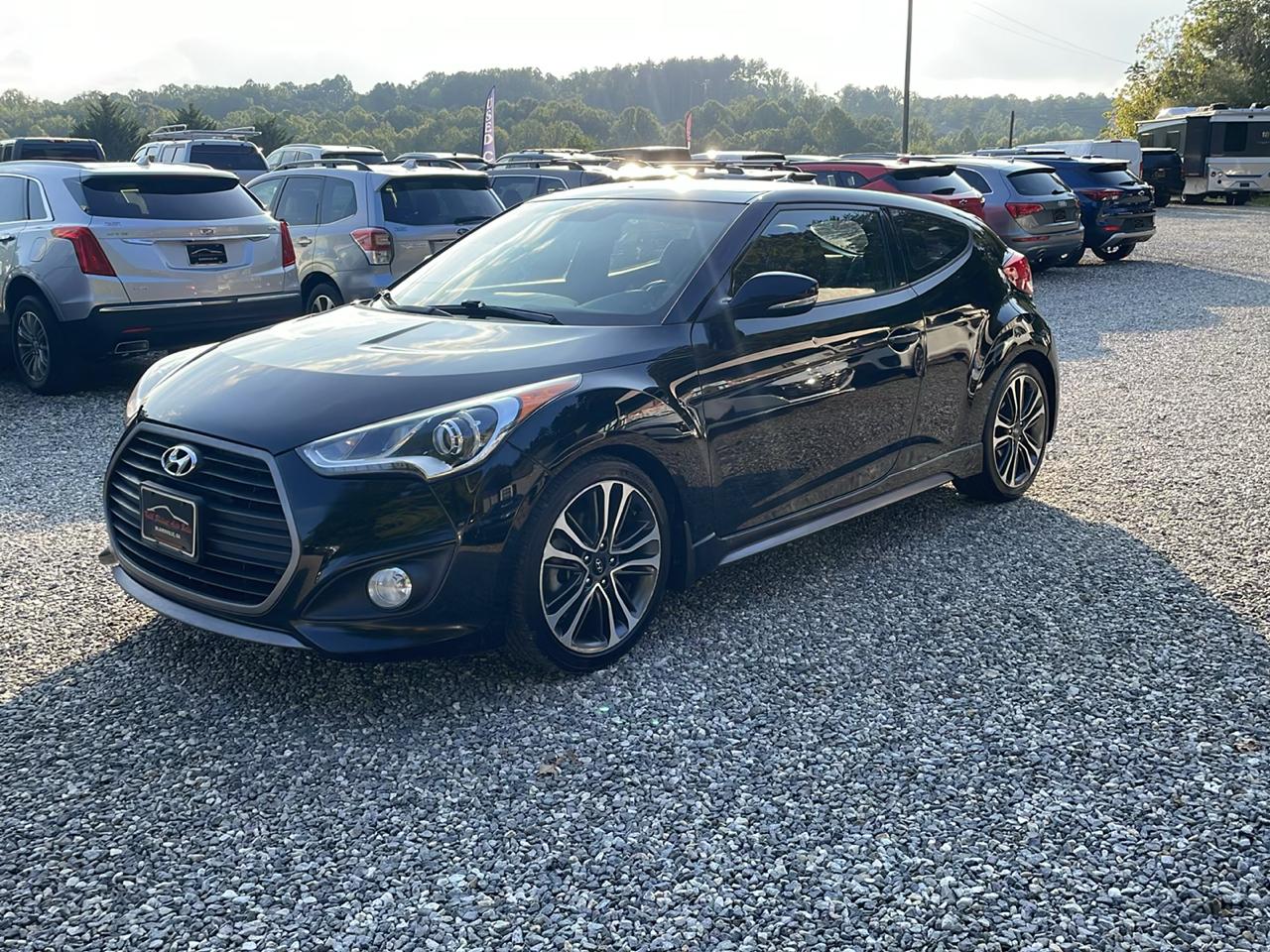 Hyundai Veloster photo 3