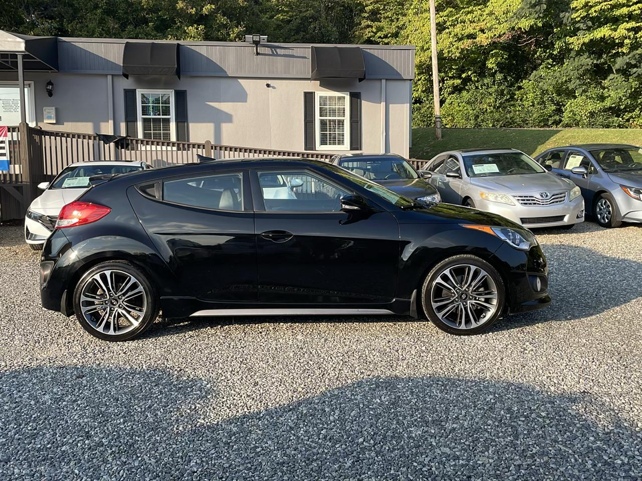 Hyundai Veloster photo 8