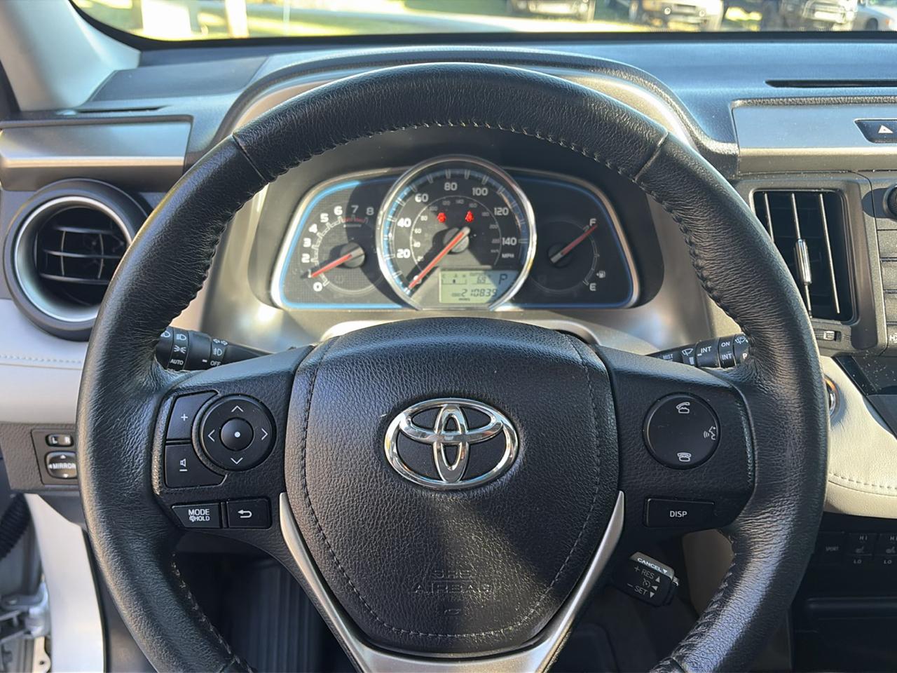 Toyota RAV4 AWD 4dr Limited (Natl) 2015