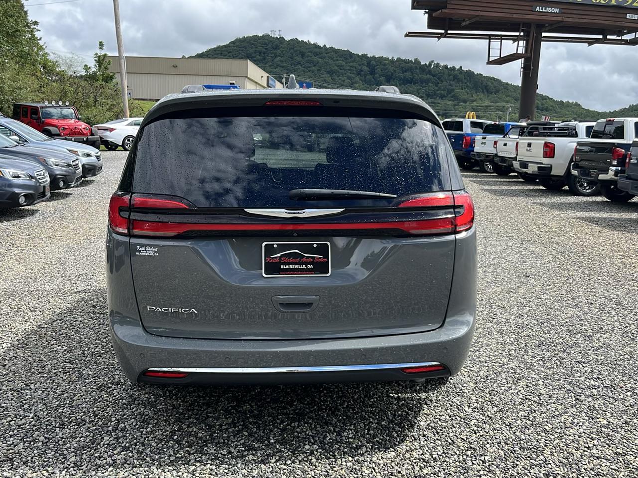 Chrysler Pacifica Touring L FWD 2022