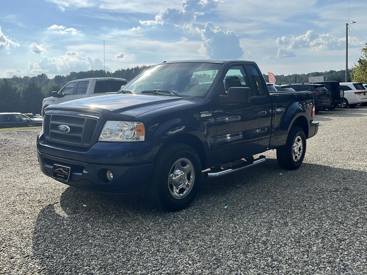 Ford F-150 2WD Reg Cab Flareside 126" XLT 2007