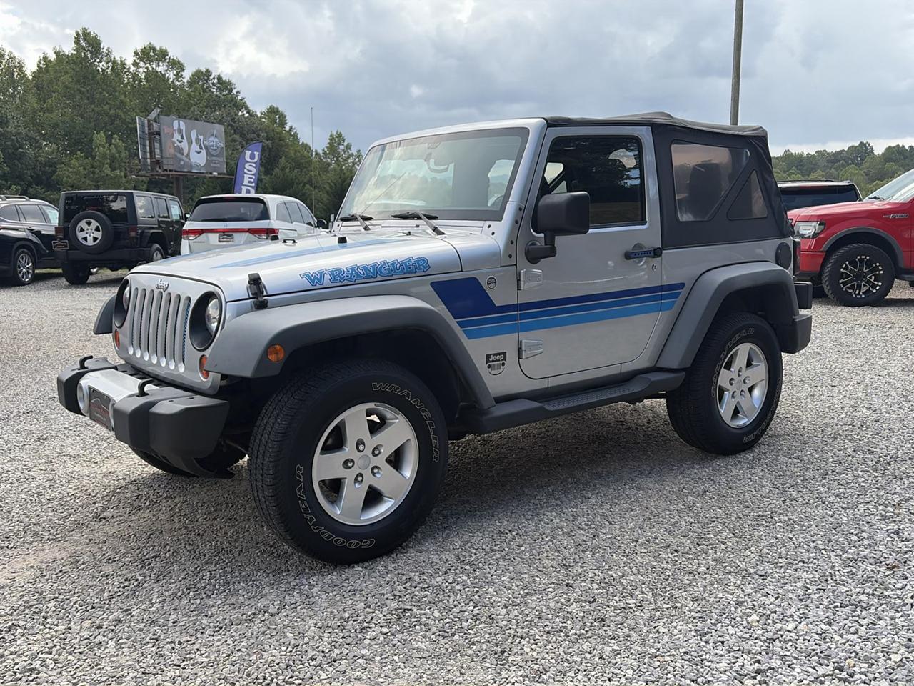 Jeep Wrangler 4WD 2dr Sport 2012