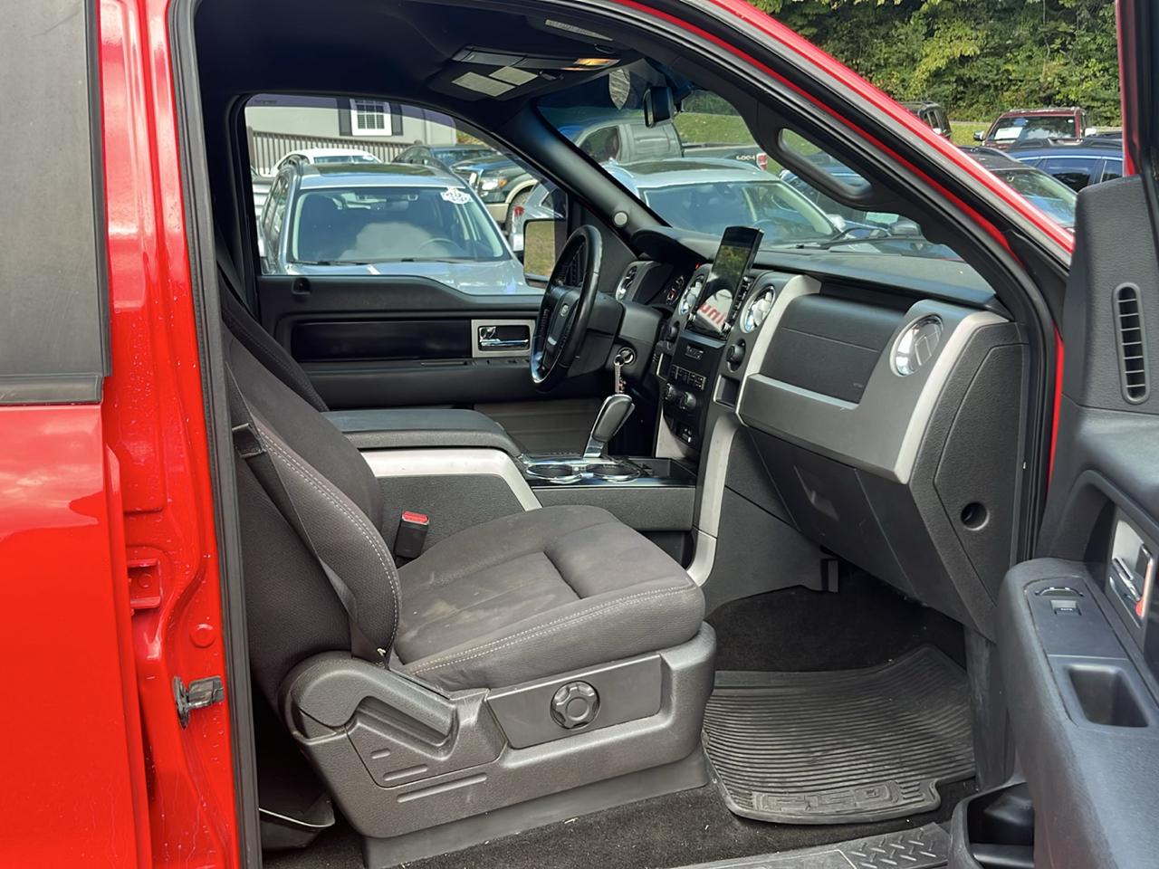 Ford F-150 4WD SuperCrew 145" FX4 2012