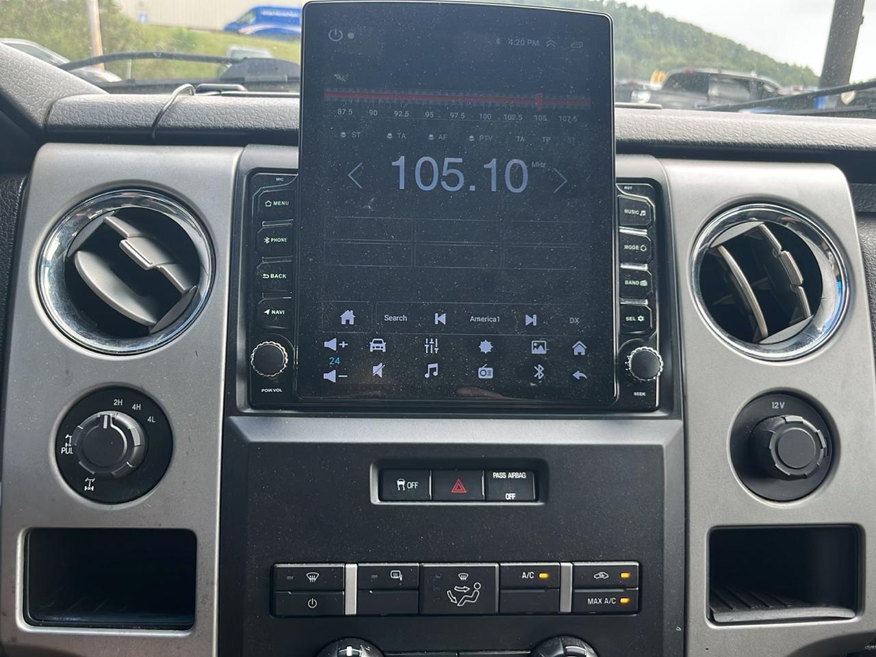 Ford F-150 4WD SuperCrew 145" FX4 2012