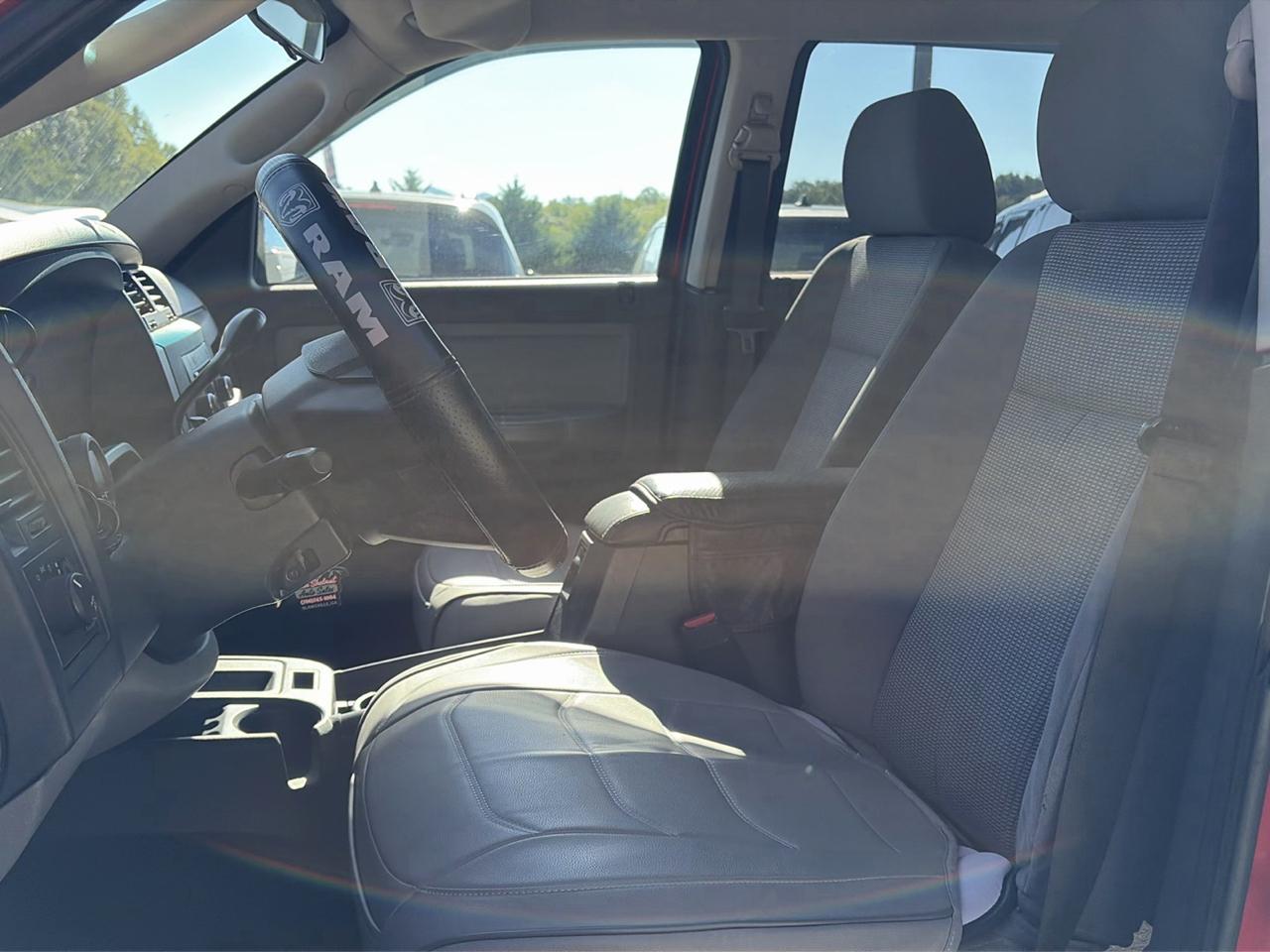 RAM Dakota 2WD Crew Cab Bighorn/Lonestar 2011