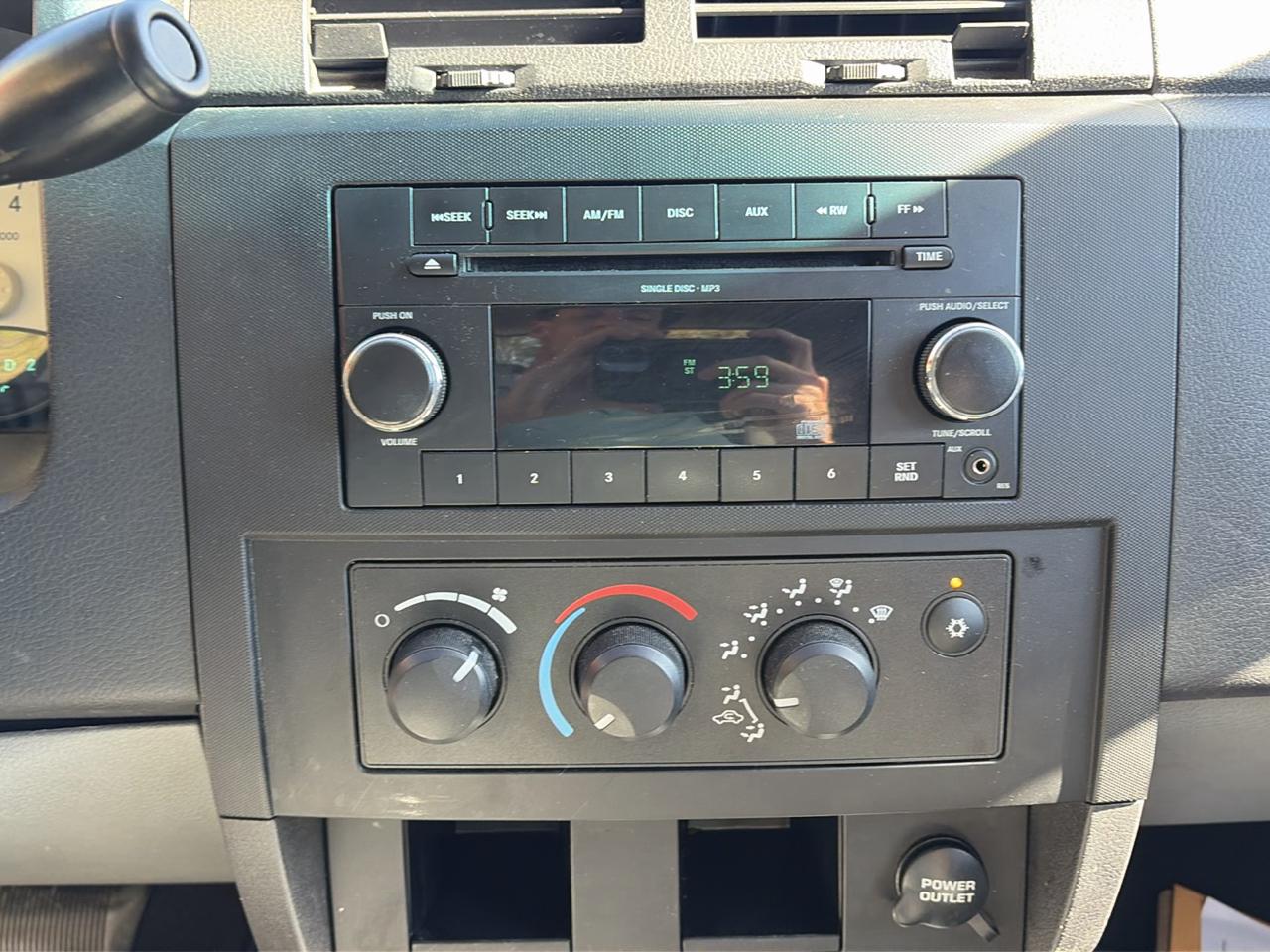 RAM Dakota 2WD Crew Cab Bighorn/Lonestar 2011