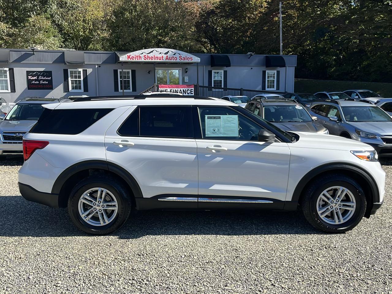 Ford Explorer photo 8
