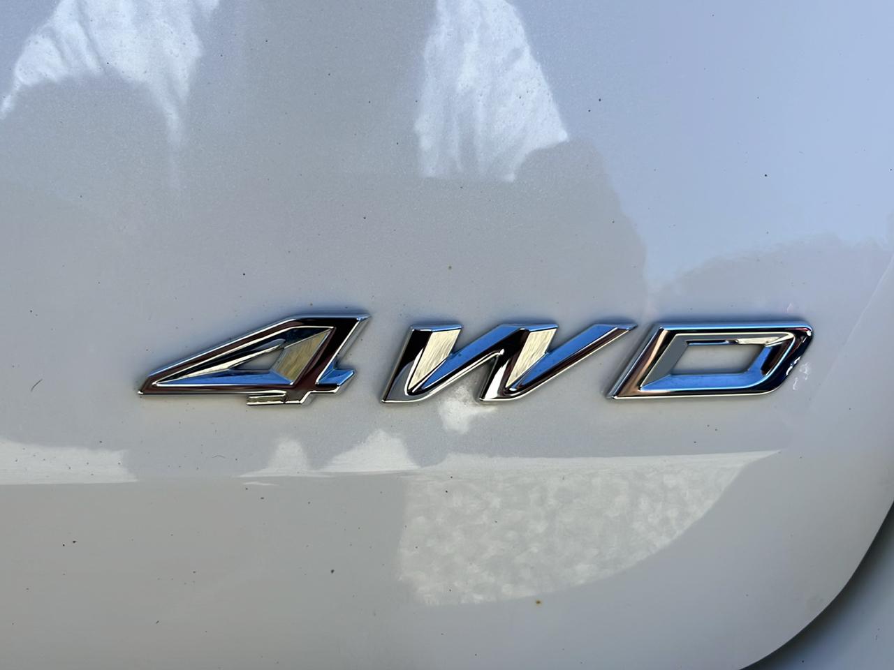 Ford Explorer photo 18