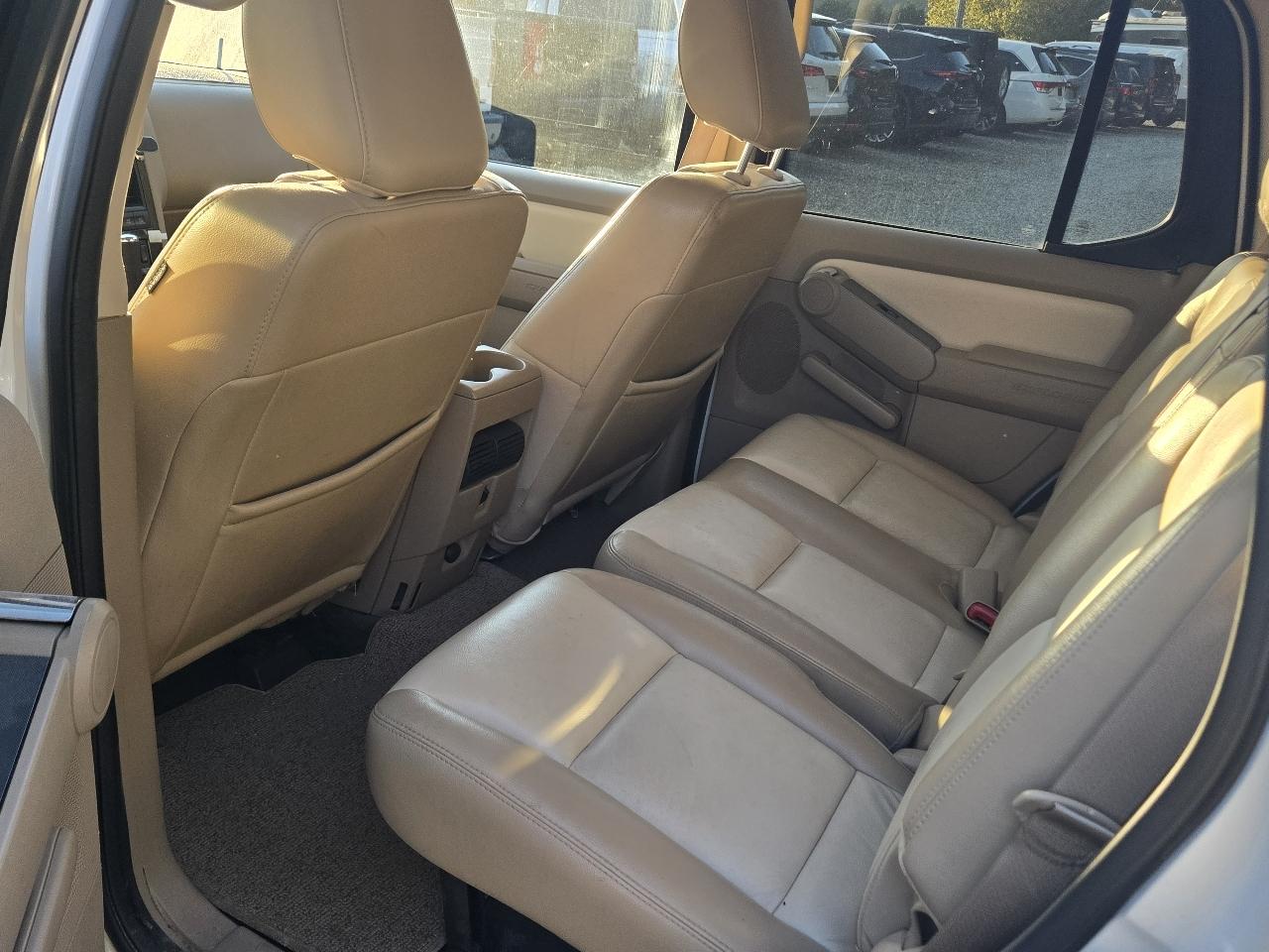 Ford Explorer Sport Trac 4WD 4dr V6 Limited 2009