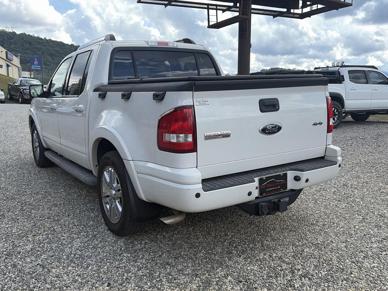 Ford Explorer Sport Trac photo 6