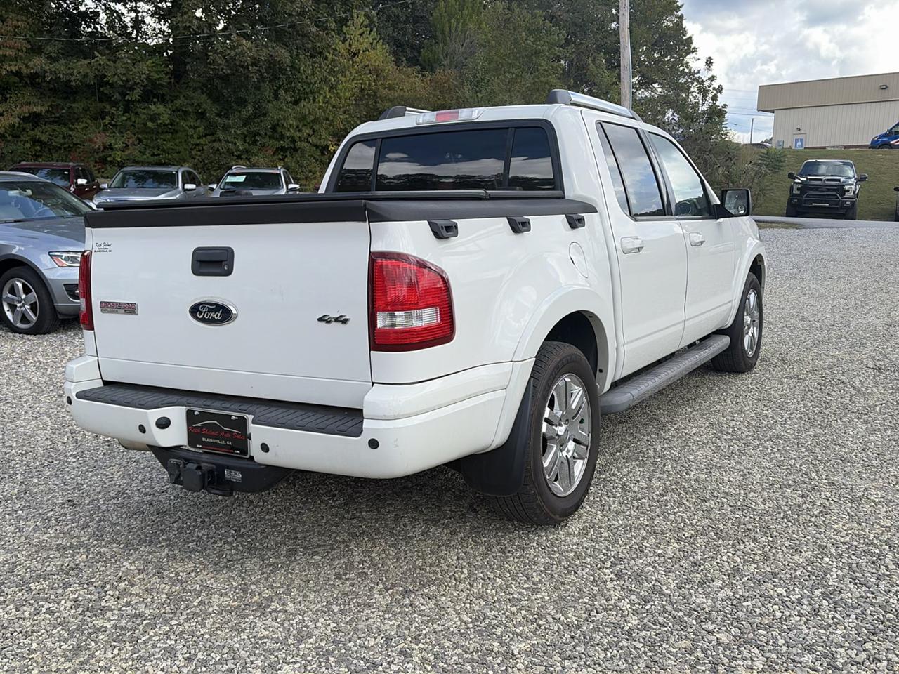 Ford Explorer Sport Trac photo 8