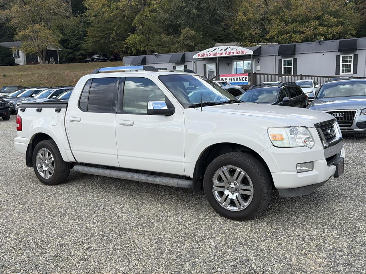 Ford Explorer Sport Trac photo 21