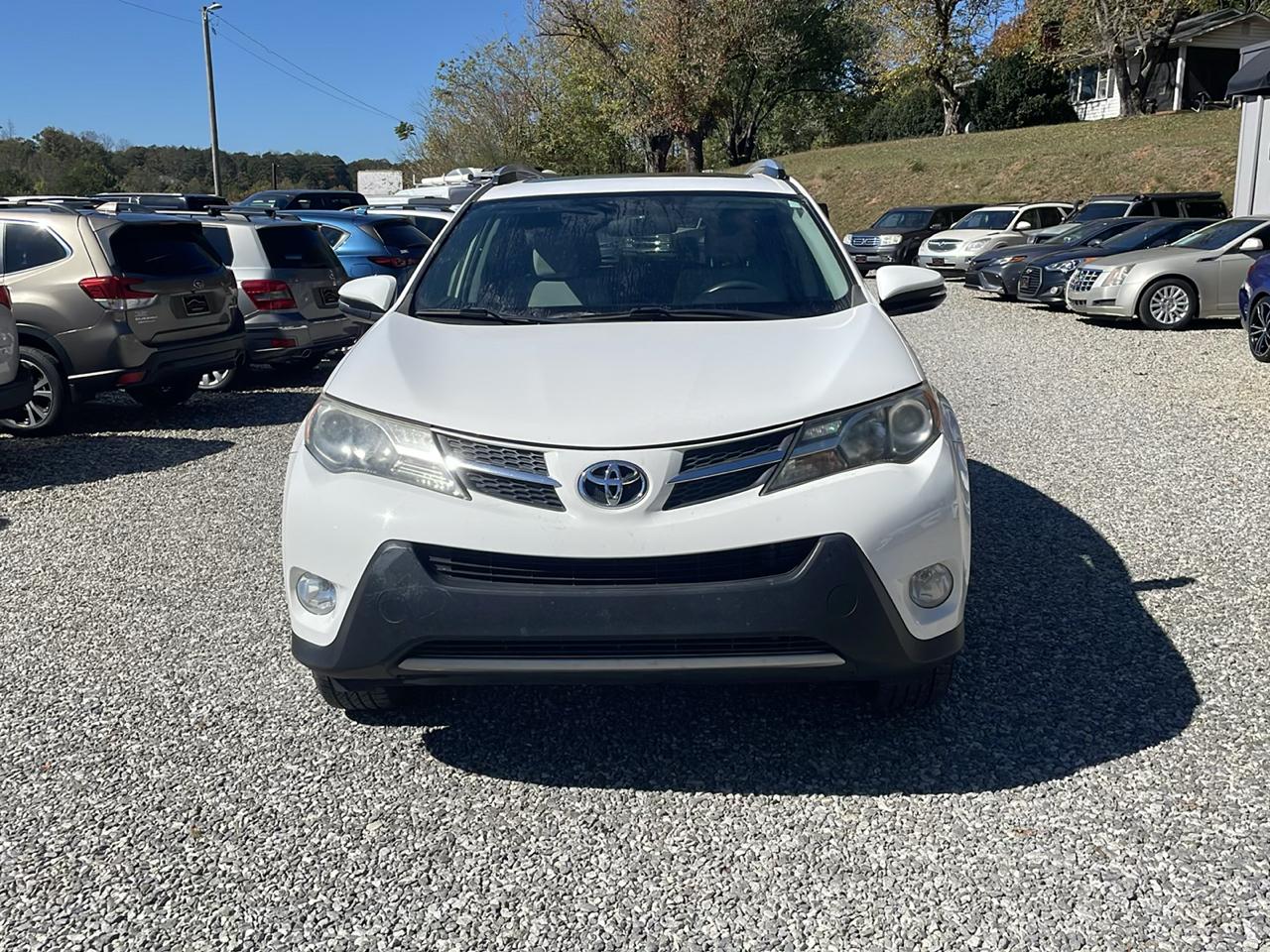 Toyota RAV4 FWD 4dr XLE (Natl) 2015