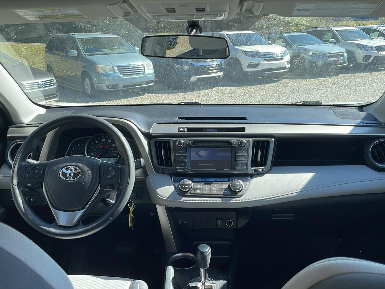 Toyota RAV4 FWD 4dr XLE (Natl) 2015