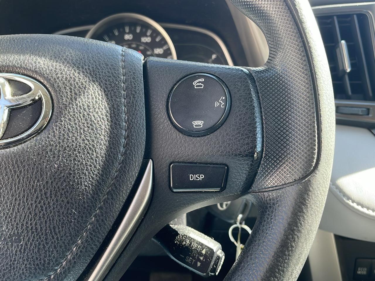 Toyota RAV4 FWD 4dr XLE (Natl) 2015