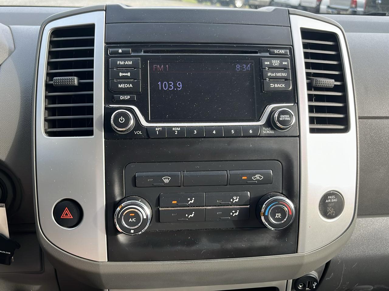 Nissan Frontier Crew Cab 4x4 SV V6 Auto 2018
