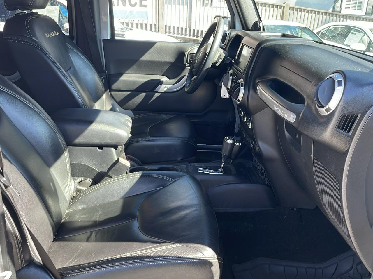 Jeep Wrangler Unlimited 4WD 4dr Sahara 2014