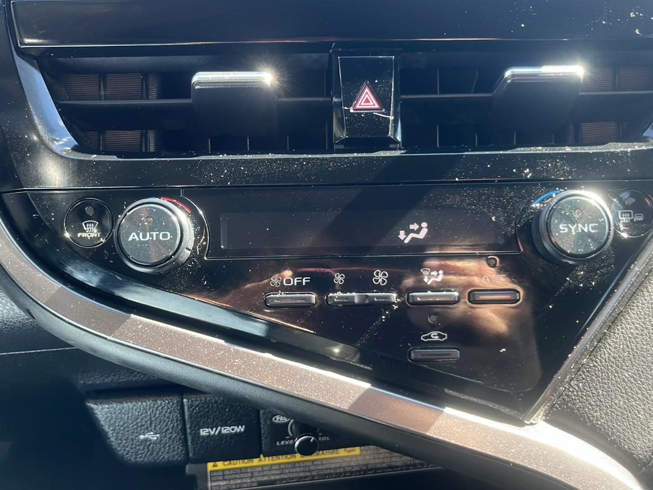Toyota Camry photo 16