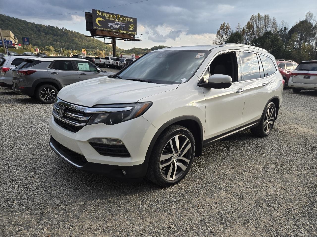 Honda Pilot 2WD 4dr Touring w/RES & Navi 2016