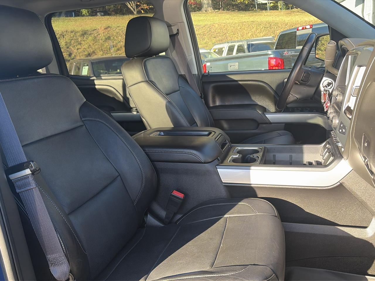 Chevrolet Silverado 1500 4WD Crew Cab 153.0" LTZ w/2LZ 2015