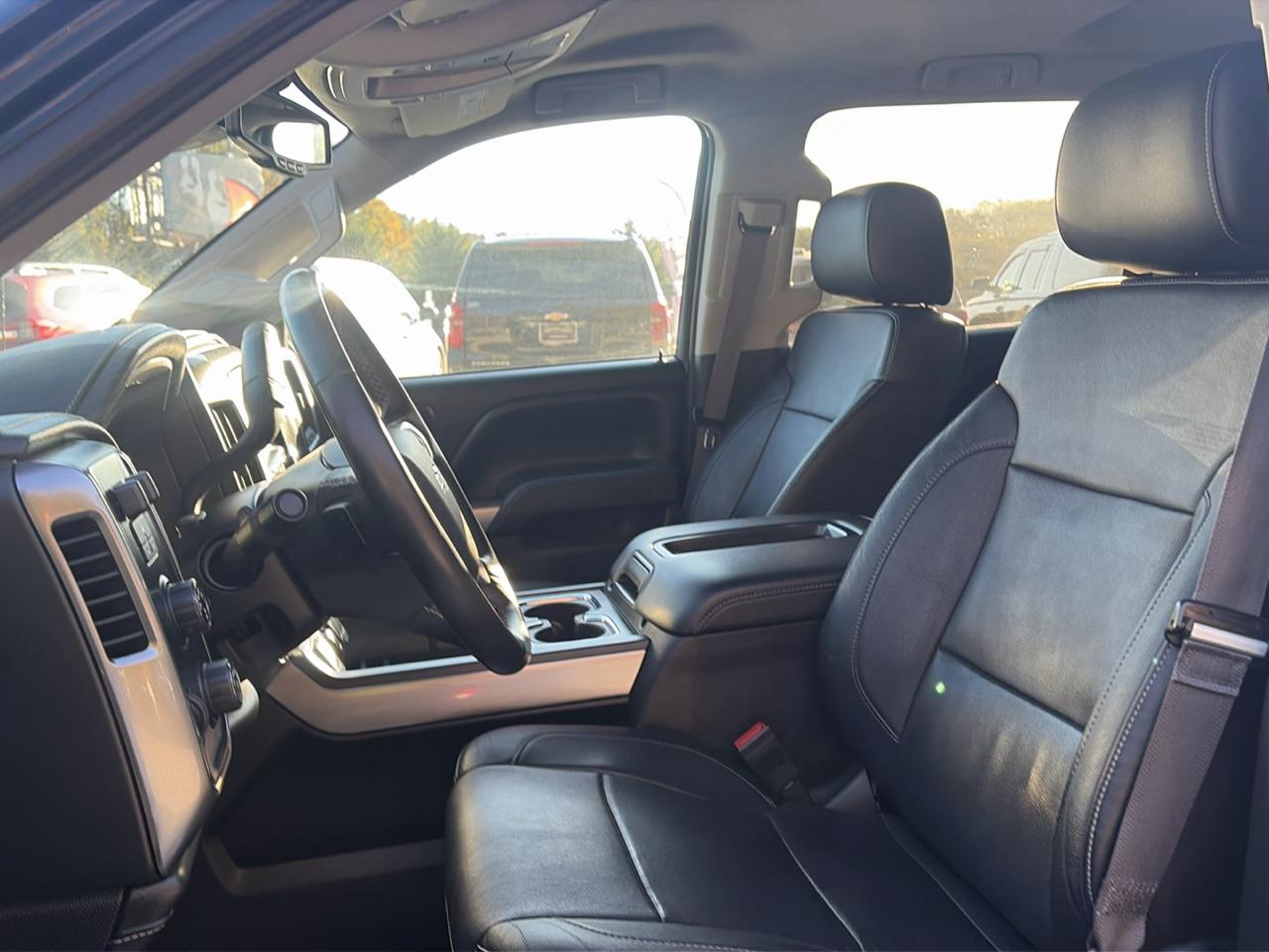 Chevrolet Silverado 1500 4WD Crew Cab 153.0" LTZ w/2LZ 2015