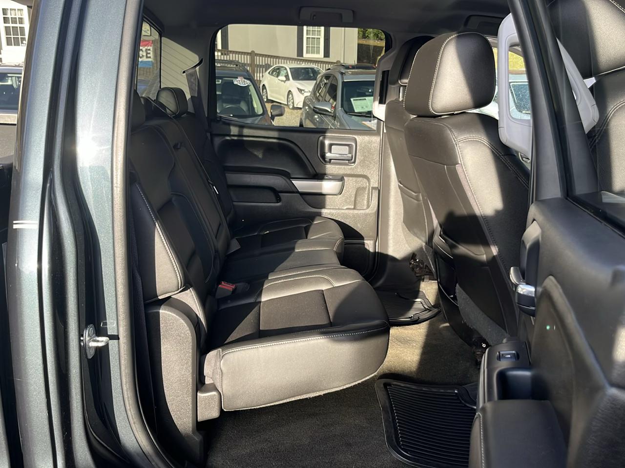 Chevrolet Silverado 1500 4WD Crew Cab 153.0" LTZ w/2LZ 2017