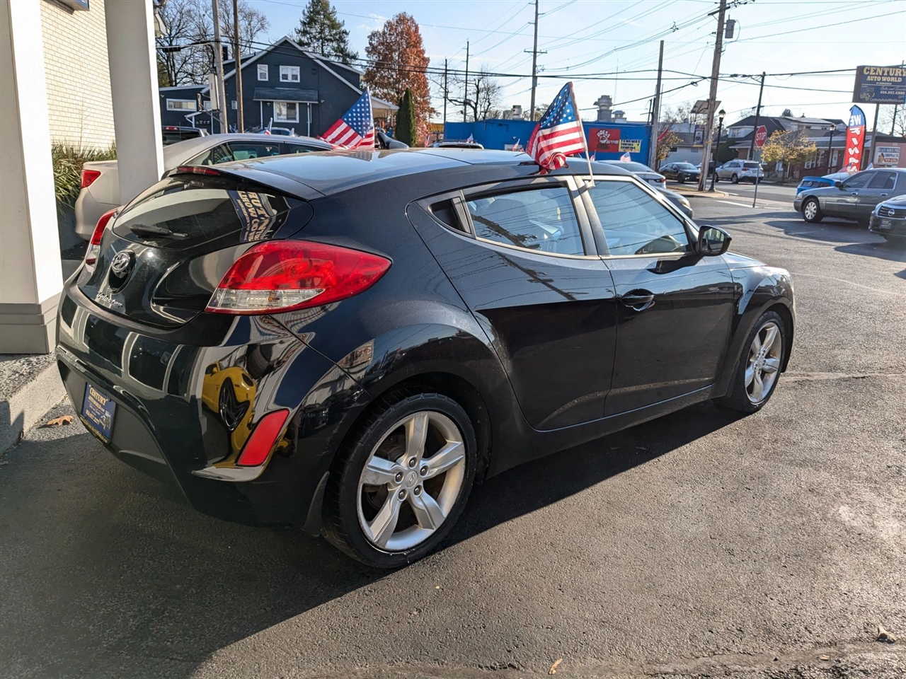 Hyundai Veloster Base 2012