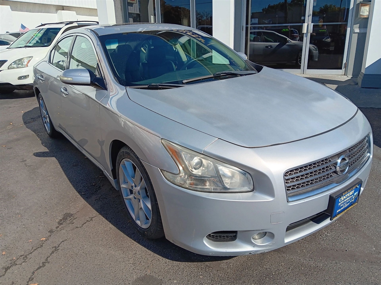 Nissan Maxima SV 2010