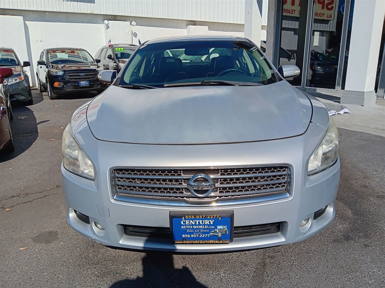Nissan Maxima SV 2010