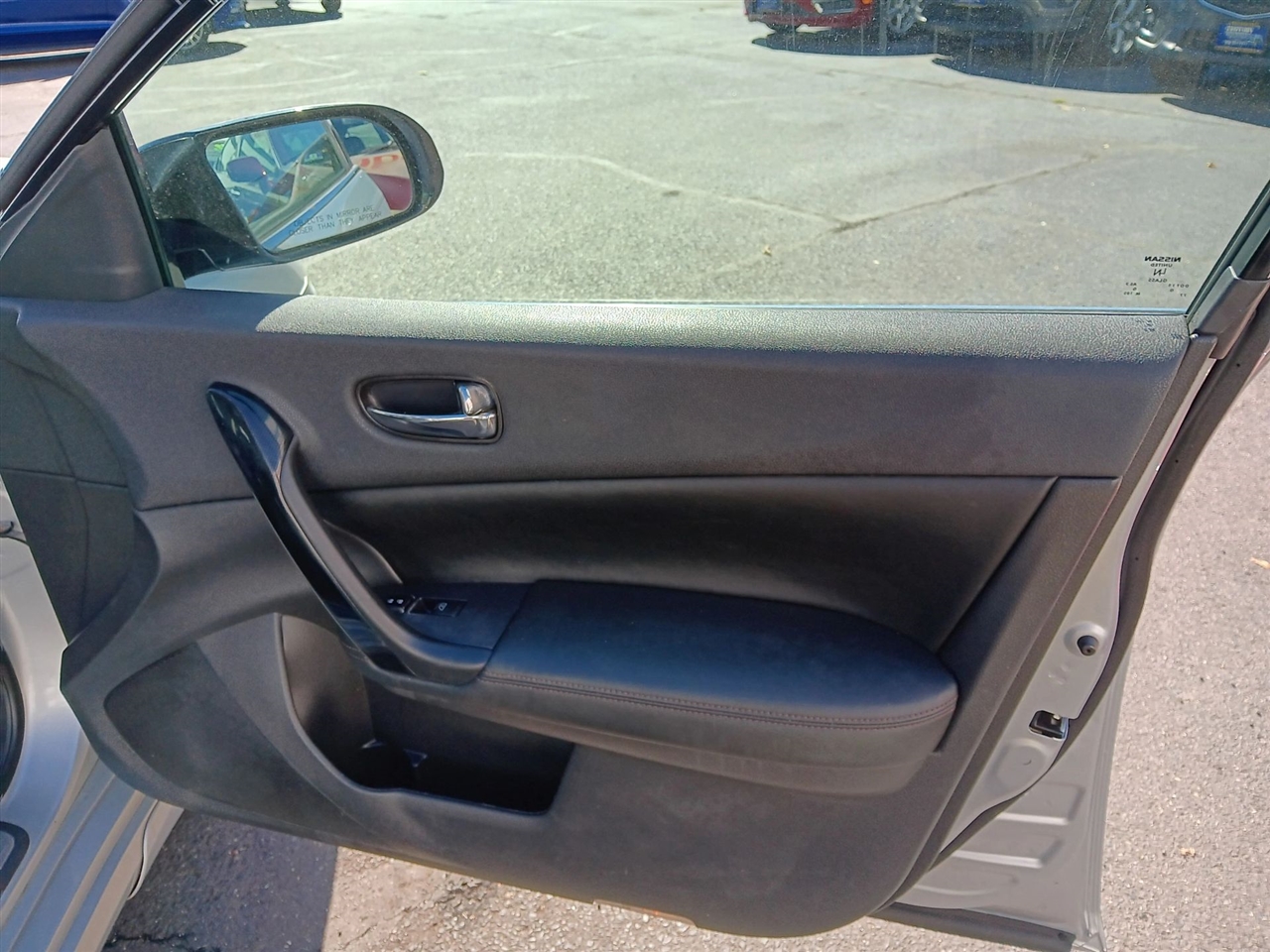 Nissan Maxima SV 2010