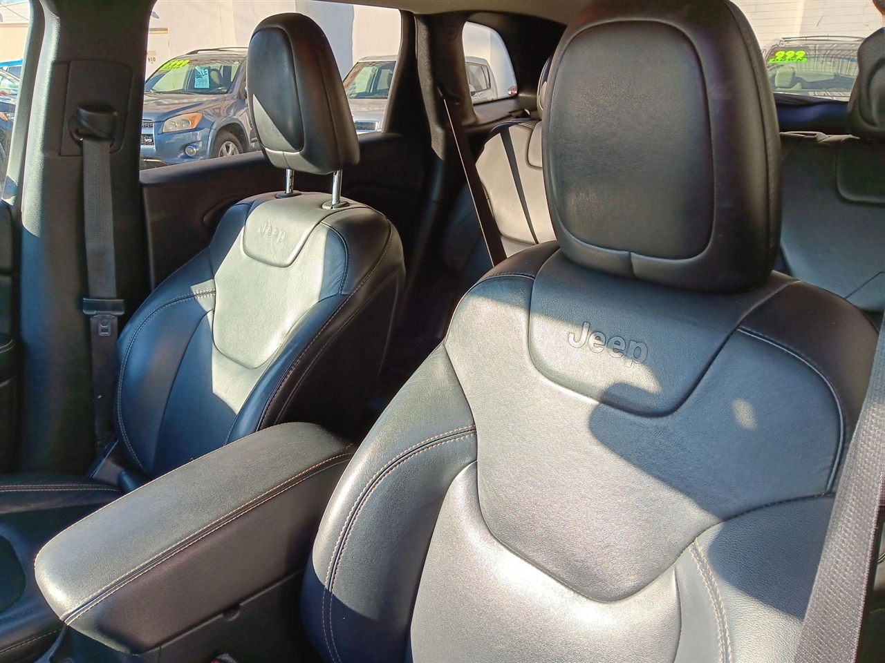 Jeep Cherokee Latitude 4WD 2016