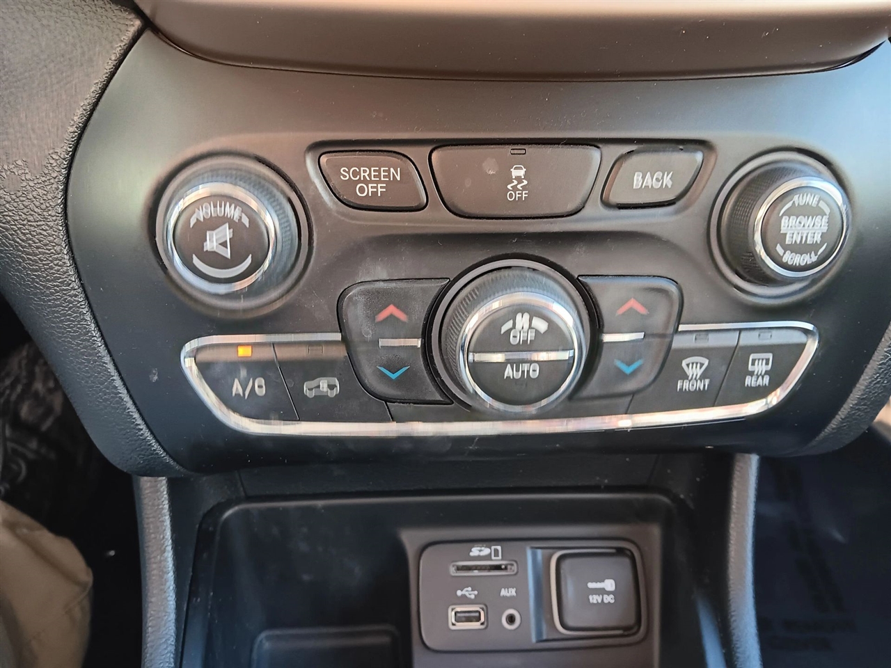 Jeep Cherokee Latitude 4WD 2016