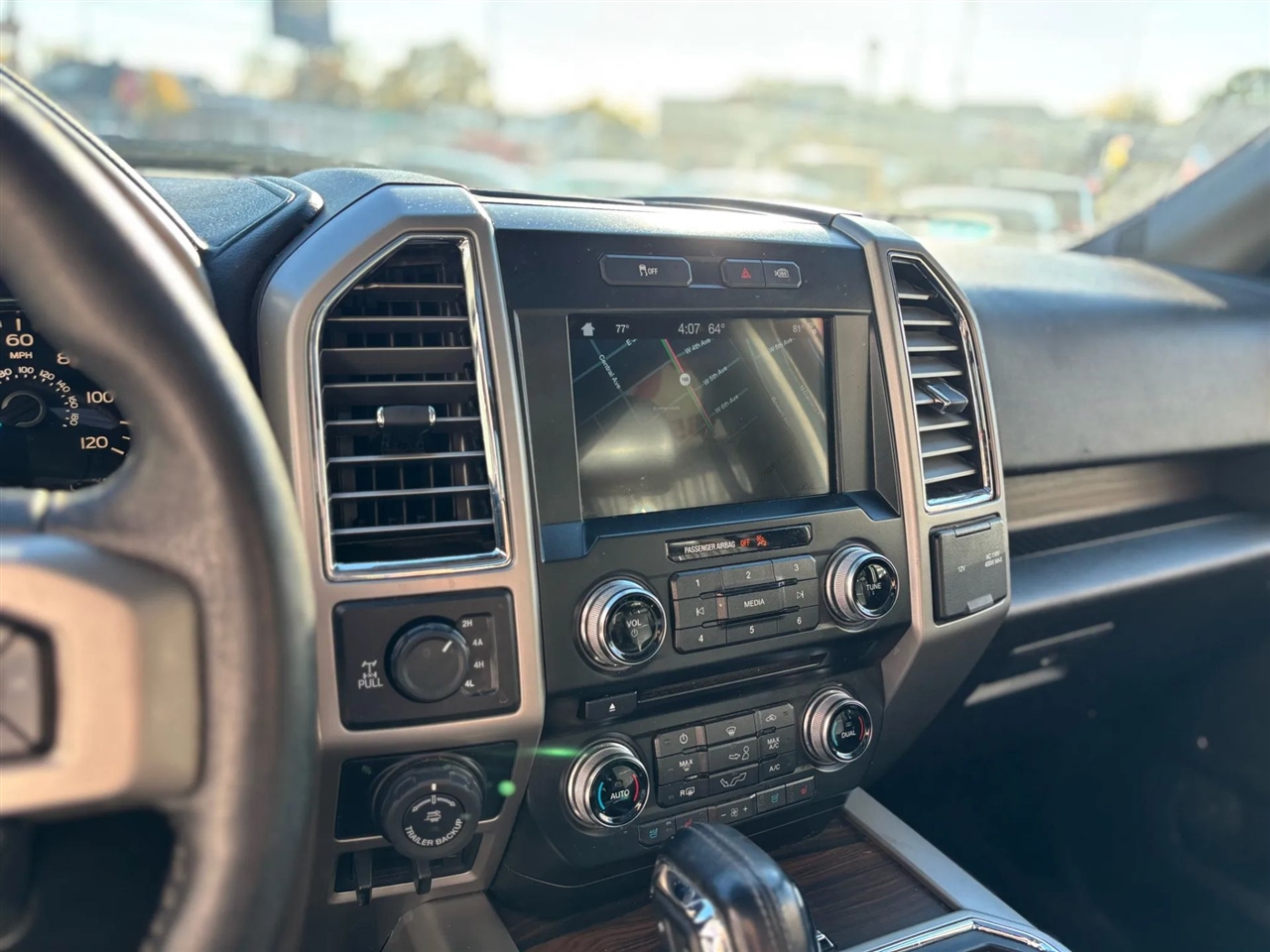 Ford F-150 Lariat SuperCrew 5.5-ft. Bed 4WD 2016