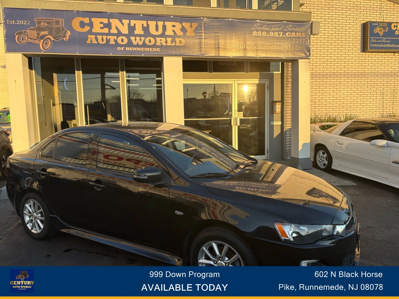 2016 Mitsubishi Lancer ES's photo