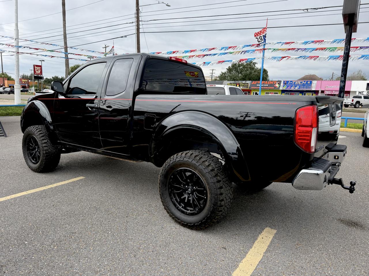 Nissan Frontier S Crew Cab 5AT 4WD 2015