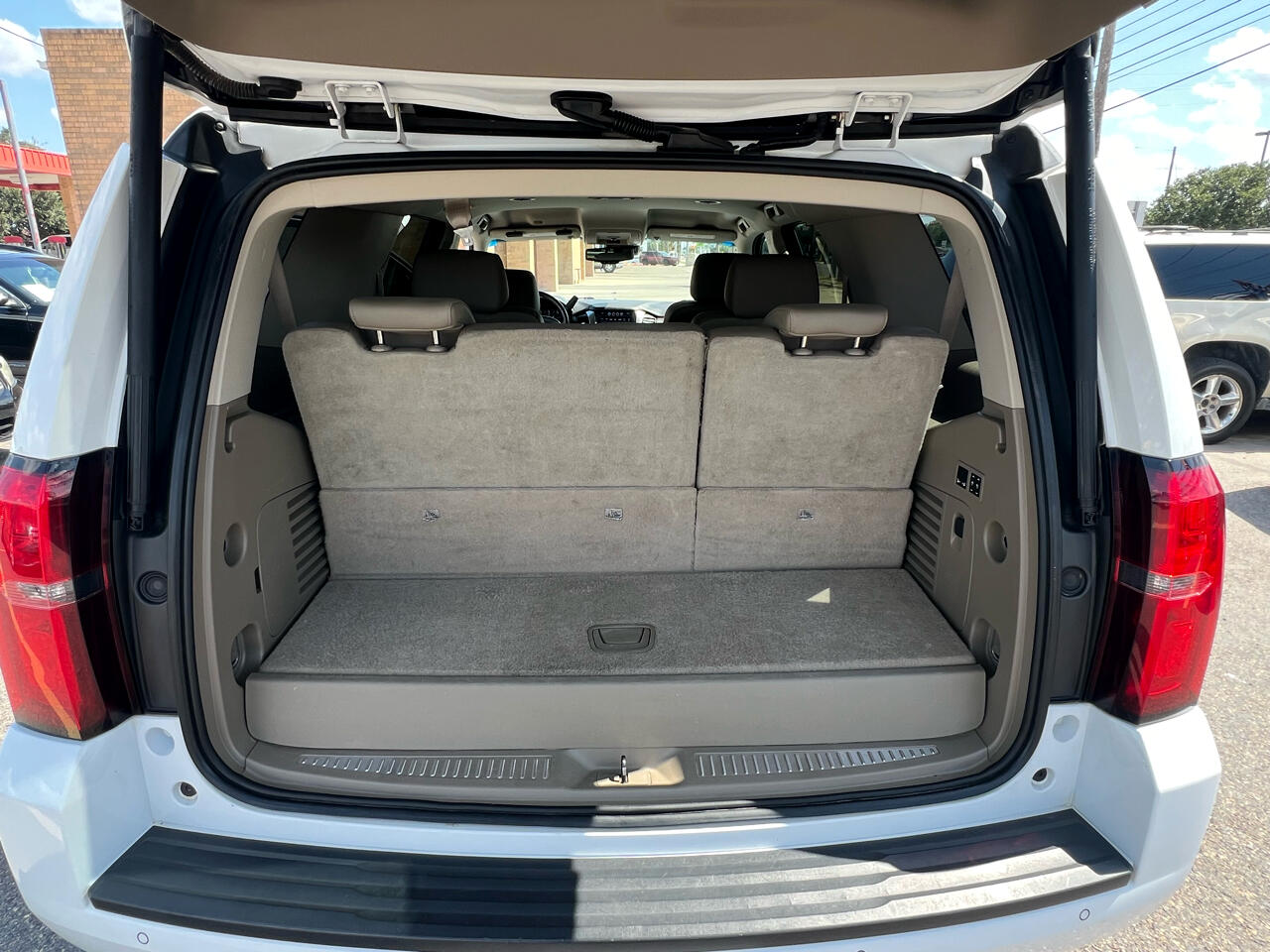 Chevrolet Tahoe LT 2WD 2016 Chevrolet Tahoe LT 2WD 2016